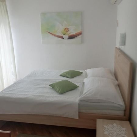 Apartman Branka Rab Town Luaran gambar