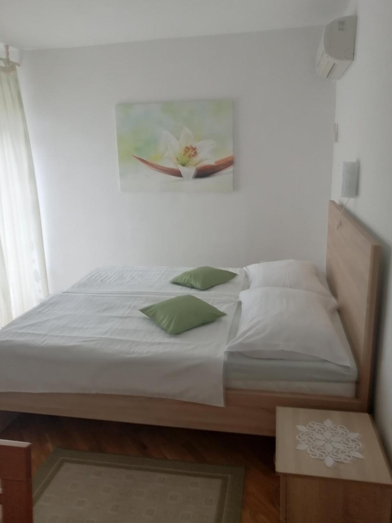 Apartman Branka Rab Town Luaran gambar